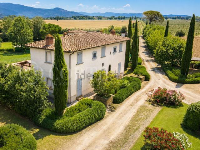 Casa in vendita a Cortona, Toscana