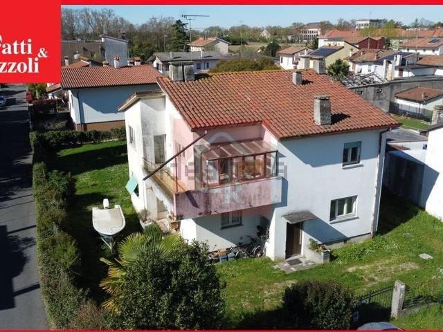 Casa in vendita a Cervignano Del Friuli, Friuli-Venezia Giulia