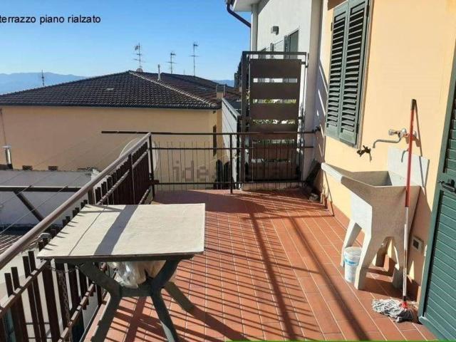 Casa in vendita a Montale, Tobbiana