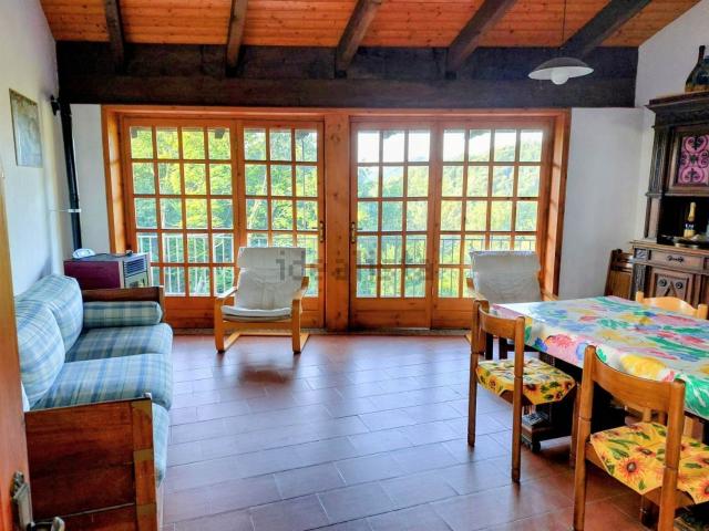 Casa in vendita a Valdilana, Piemonte