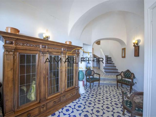 Casa in vendita a Vietri Sul Mare, Campania