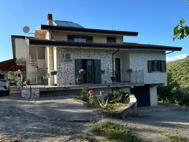 Casa in vendita a Fontana Liri Superiore, Lazio