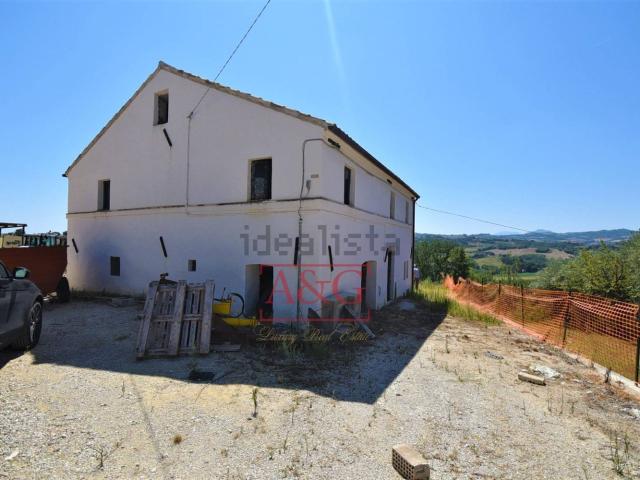 Casa in vendita a Marche, Fermo