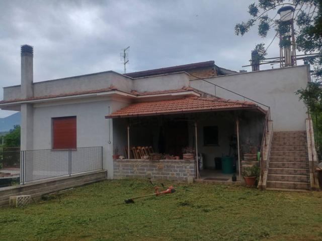 Casa in vendita a Guidonia Montecelio, Roma Capitale
