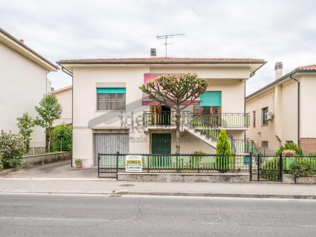 Casa in vendita a Legoli, Toscana