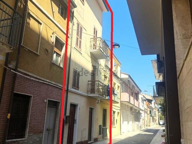 Casa in vendita a Marche, Macerata