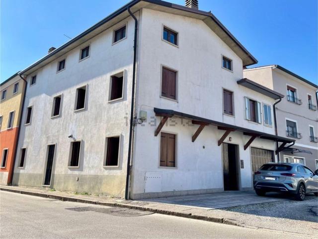 Casa in vendita a Centro, Thiene