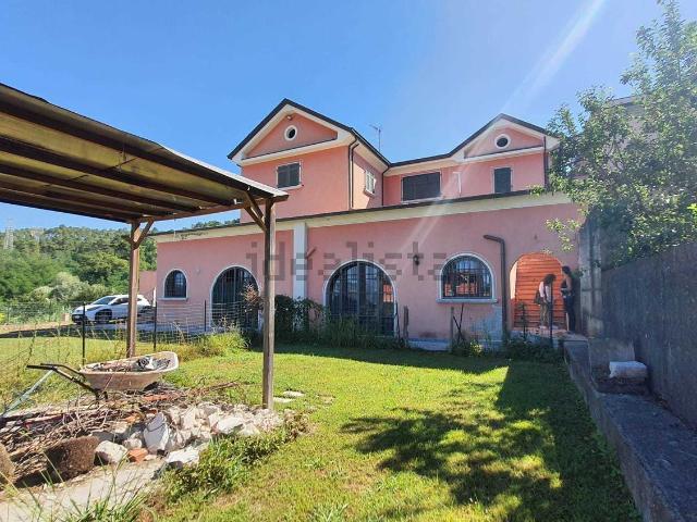 Casa in vendita a Santa Caterina, Sarzana