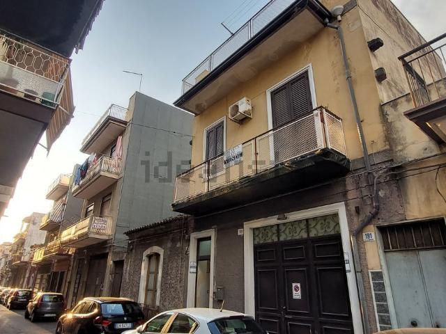 Casa in vendita a Paternò, Sicilia