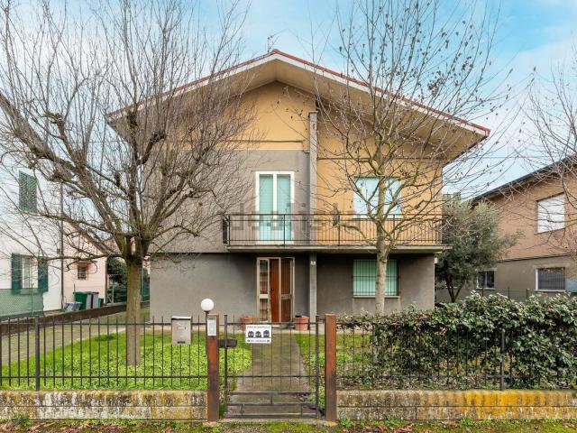 Casa in vendita a Unione dei comuni della Bassa Romagna, Conselice