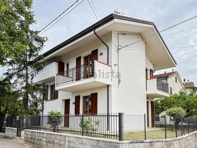 Casa in vendita a Unione di comuni Valmarecchia, Santarcangelo Di
