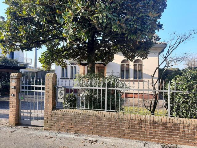 Casa in vendita a Castelfranco Veneto, Veneto