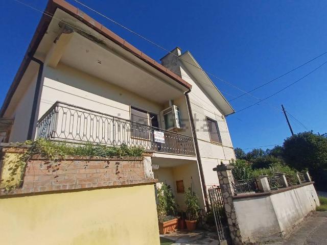Casa in vendita a Ceccano, Lazio