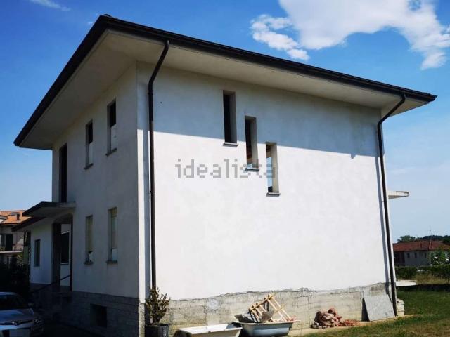 Casa in vendita a Maggiate Superiore, Maggiate Inferiore