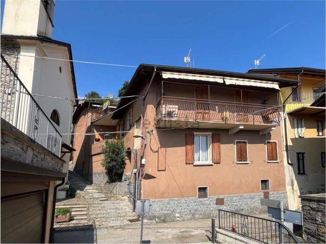 Casa in vendita a Roncaccio, Piemonte