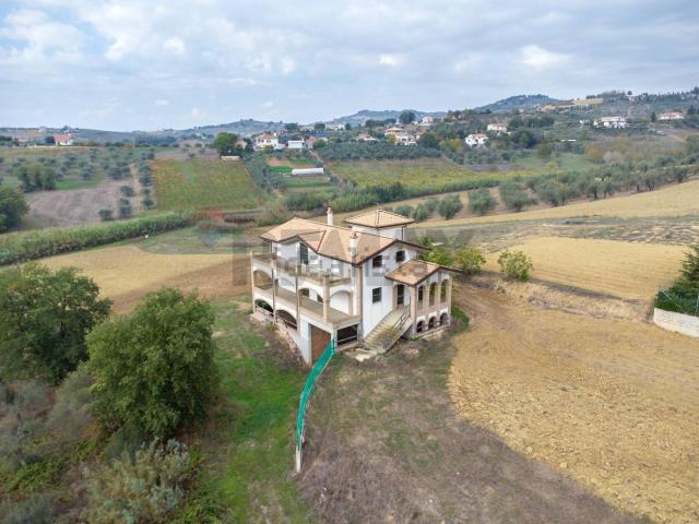 Casa in vendita a Piano della Cona, Città Sant'angelo
