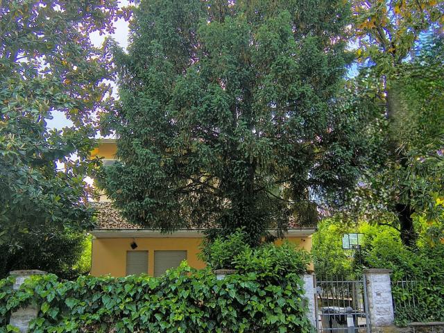 Casa in vendita a Terra di Mezzo, Re