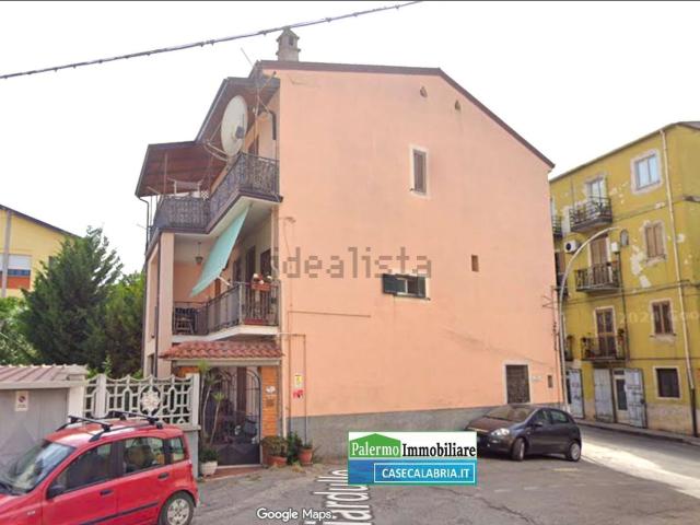 Casa in vendita a Calabria, Cosenza