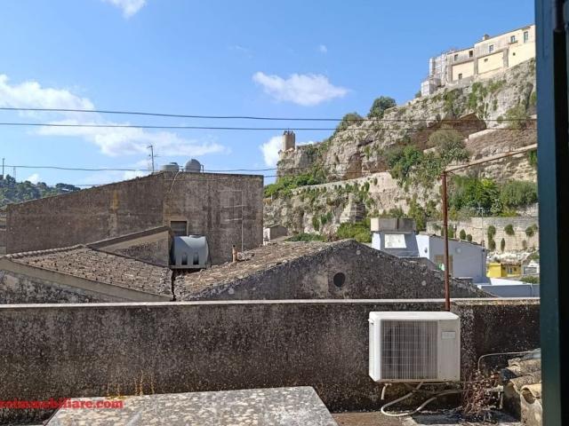 Casa in vendita a Modica Alta, Marina Di Modica