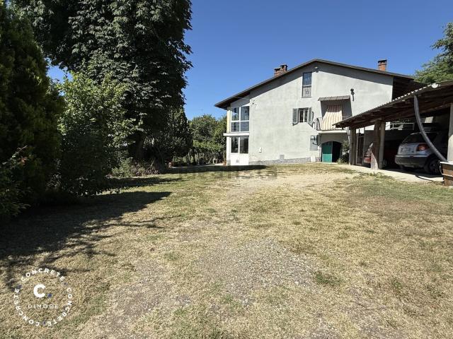 Casa in vendita a Piemonte, Asti