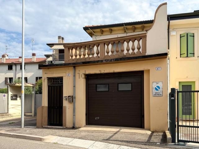 Casa in vendita a San Michele Extra, Verona
