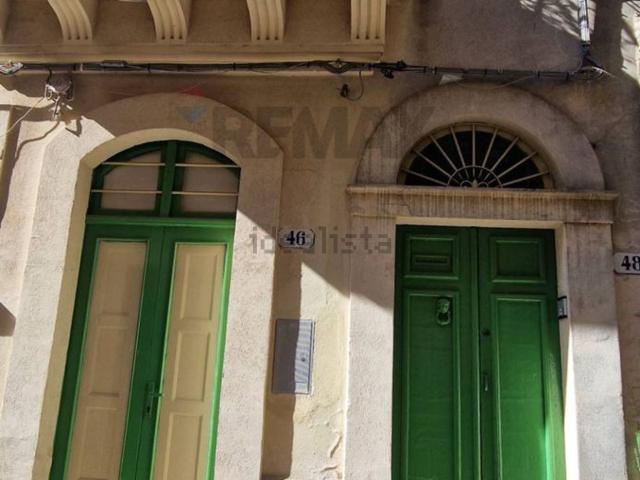 Casa in vendita a Ragusa, Sicilia