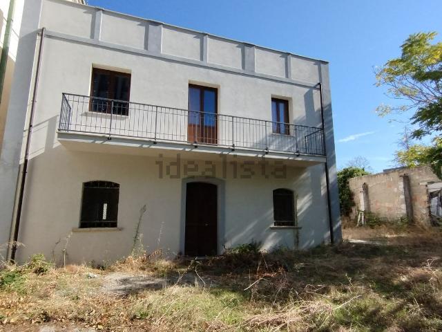 Casa in vendita a Larino, Molise