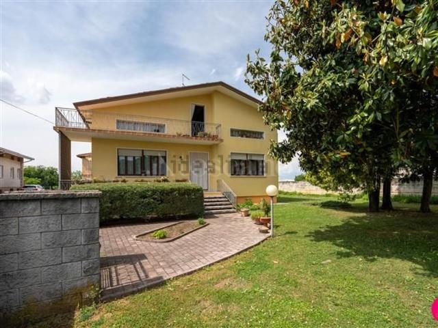 Casa in vendita a Praturlone, Fiume Veneto