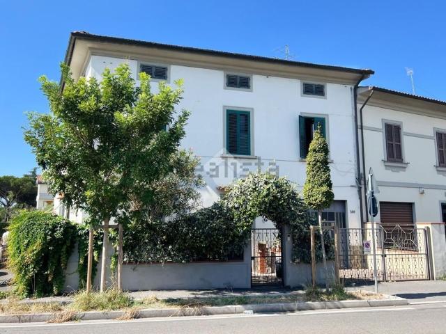 Casa in vendita a Mezzana, Prato