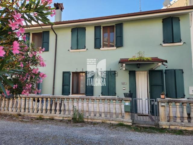 Casa in vendita a Castelletto, Roverbella