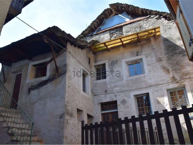 Casa in vendita a Calasca, Calasca-Castiglione