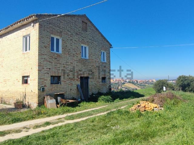 Casa in vendita a Marche, Fermo