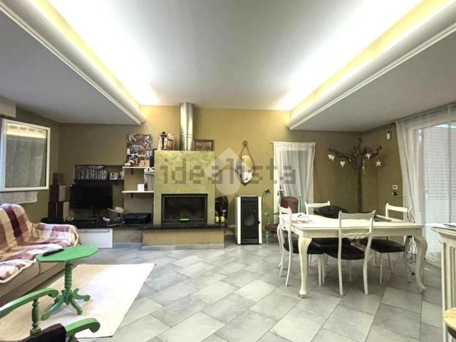 Casa in vendita a Unione di Comuni della Romagna Forlivese, Quattro