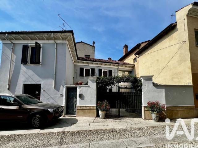 Casa in vendita a Felizzano, Alessandria