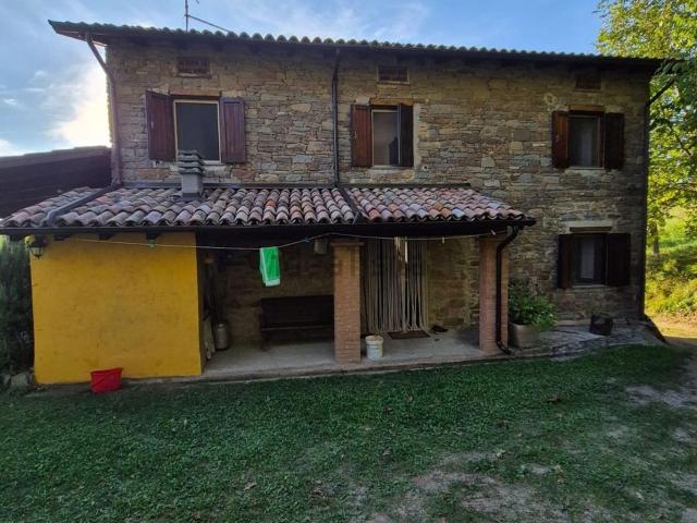 Casa in vendita a Fontanino di Sopra, Carpineti