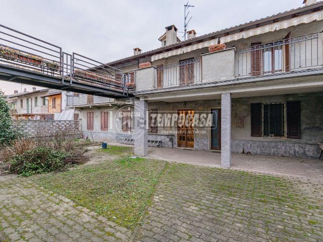 Casa in vendita a Parona, Lombardia