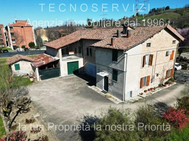 Casa in vendita a Unione di comuni Terre di Castelli, Savignano Sul Panaro