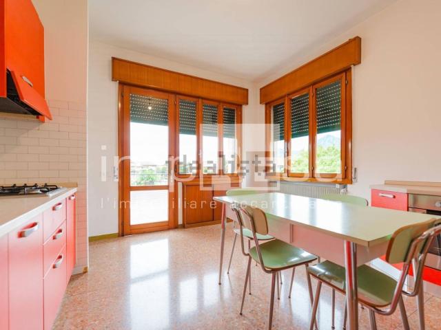 Casa in vendita a Cèneda, Vittorio Veneto