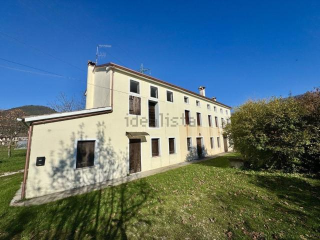 Casa in vendita a Quero, Veneto