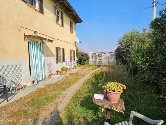 Casa in vendita a Pezzana, Vercelli