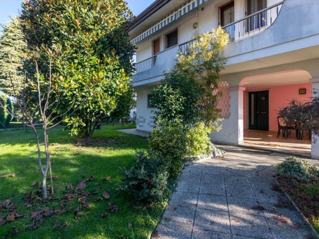 Casa in vendita a Ponte San Nicolò, Roncaglia