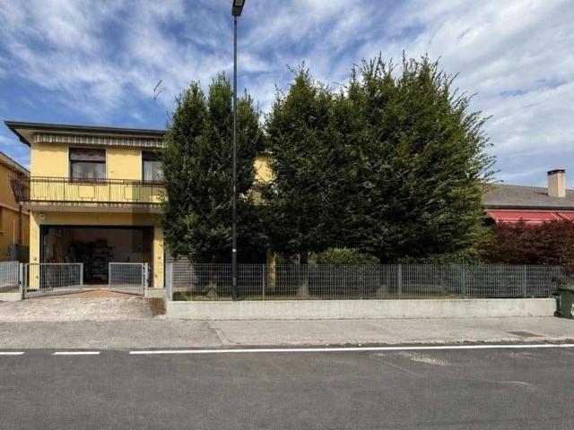 Casa in vendita a Limena, Padova