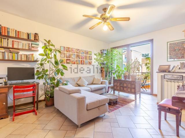 Casa in vendita a Cislago, Lombardia