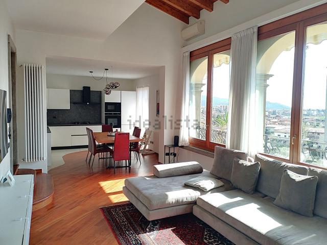 Casa in vendita a Cenate Sotto, Lombardia