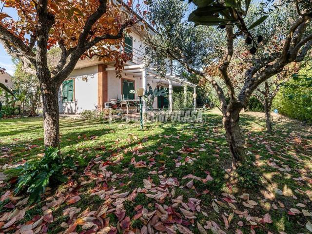 Casa in vendita a Marche, Ancona