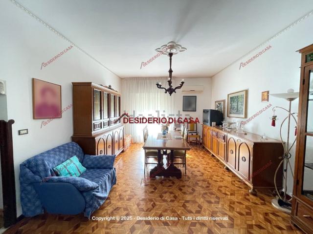 Casa in vendita a Bagheria, Sicilia