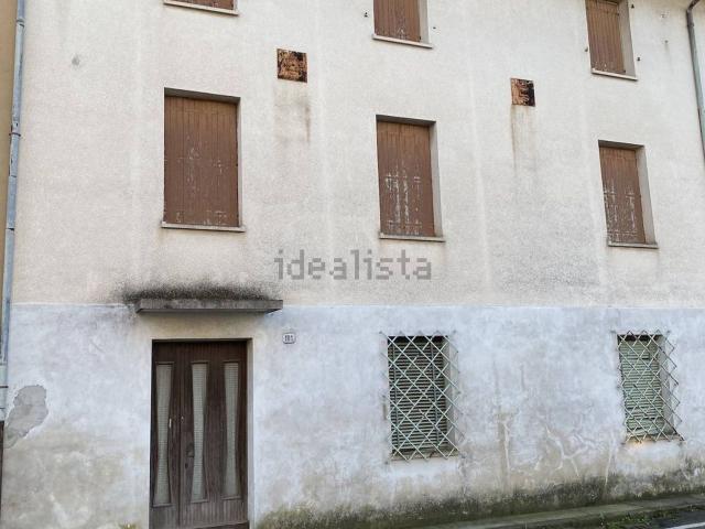 Casa in vendita a Beivârs, Reana Del Roiale