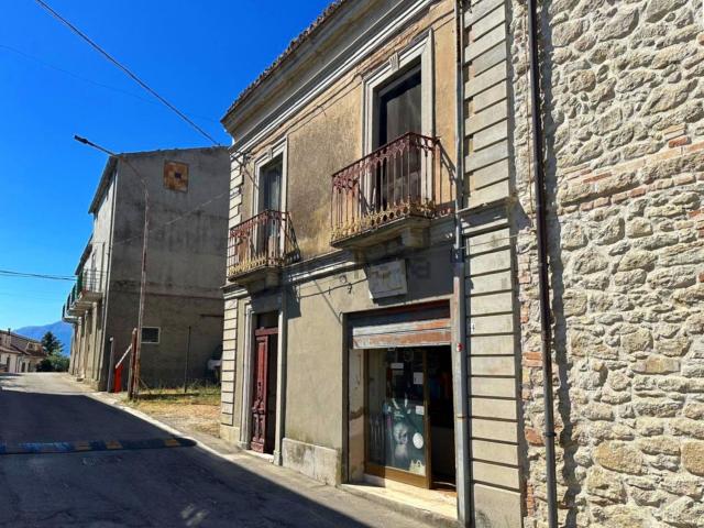 Casa in vendita a Pietranico, Abruzzo