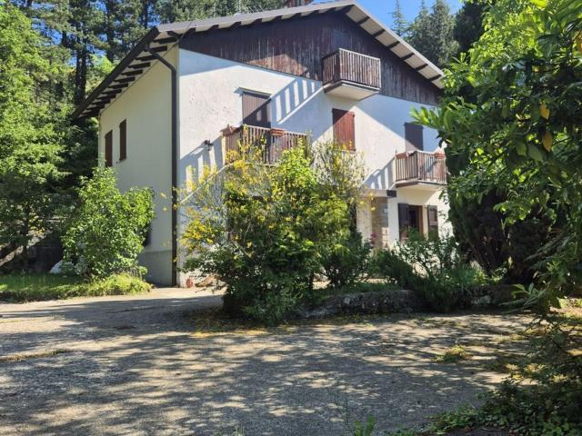 Casa in vendita a Appennino Reggiano, Re