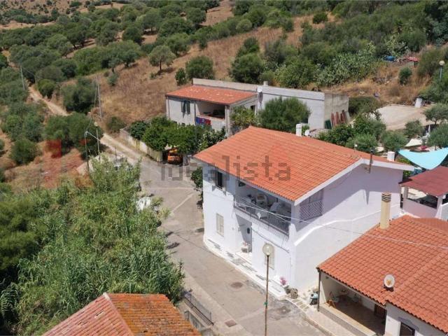 Casa in vendita a San Lorenzo, Agrustos